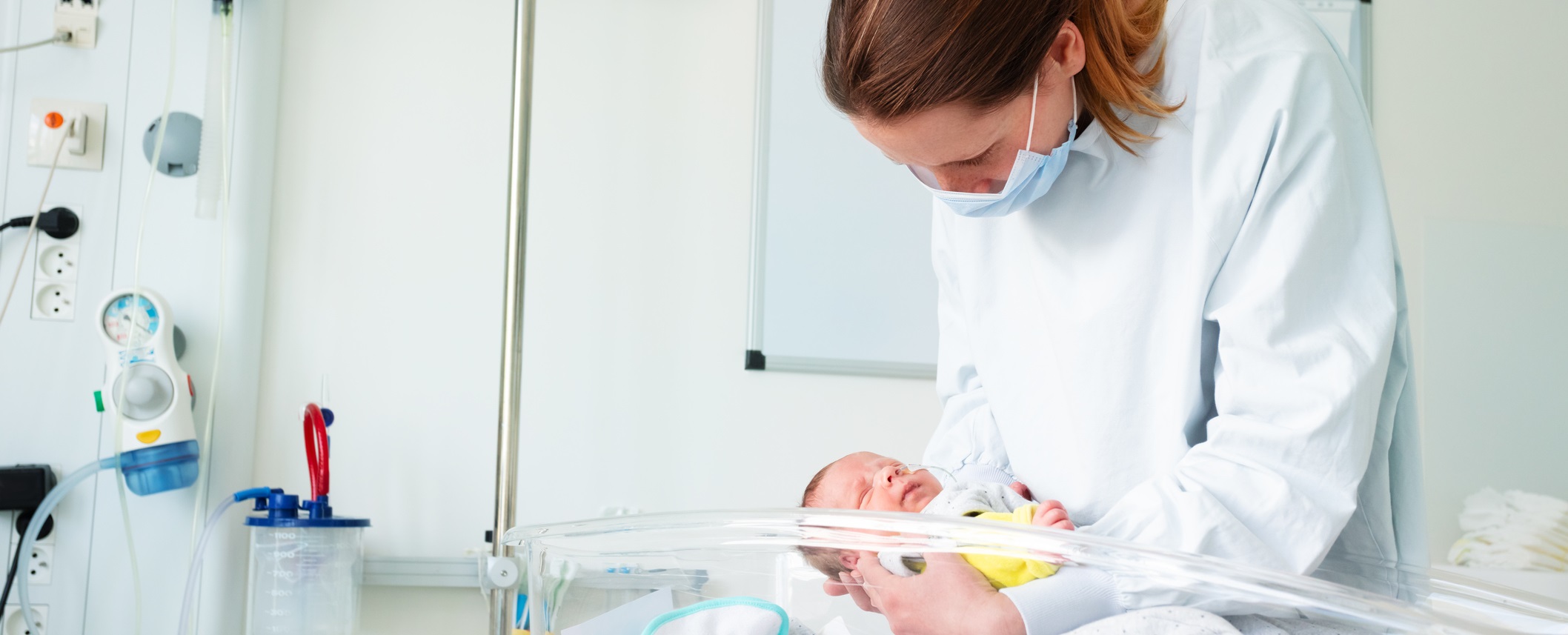Актуальные вопросы неонатологии для врачей клинических специальностей: наблюдение доношенных и недоношенных новорожденных детей на амбулаторном этапе